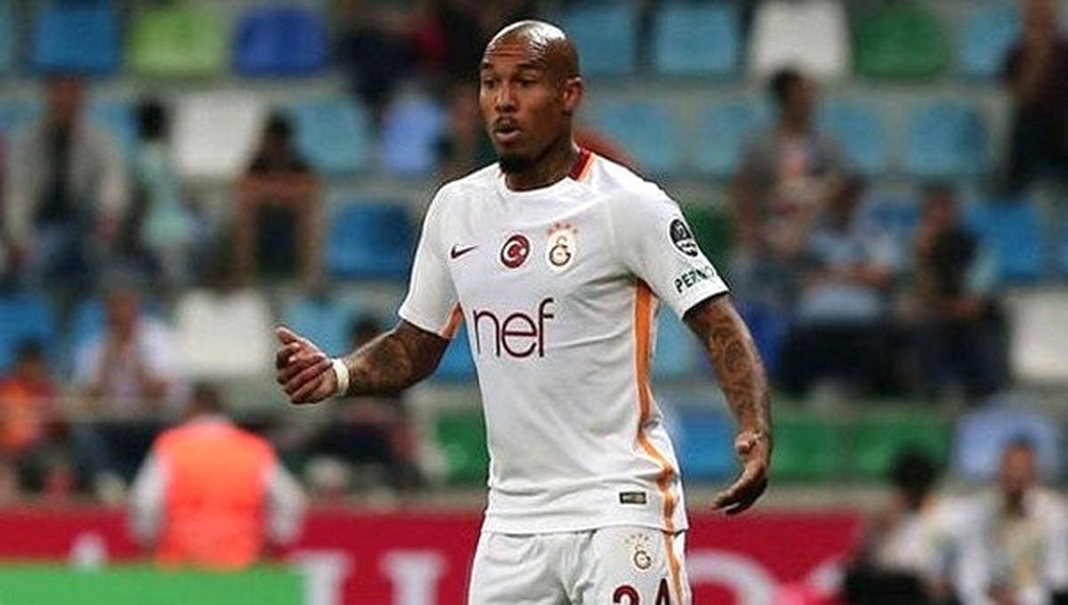 Nigel de Jong, Yasin Öztekin'e Canlı Yayında Türkçe Küfür Etti