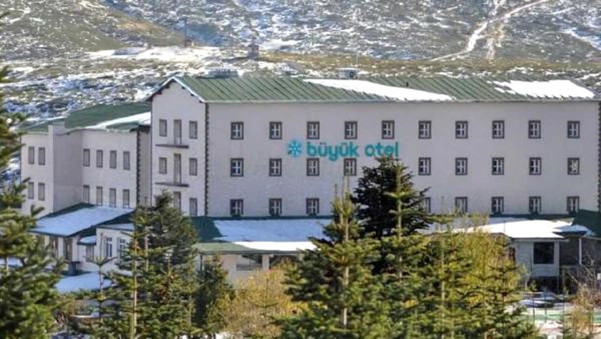 Uludağ'daki Büyük Otel Yıkılacak Yerine Otopark Yapılacak