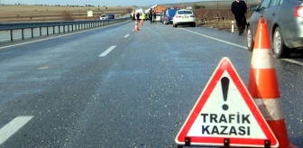 İzmir'de Trafik Kazası: 1 Ölü, 9 Yaralı