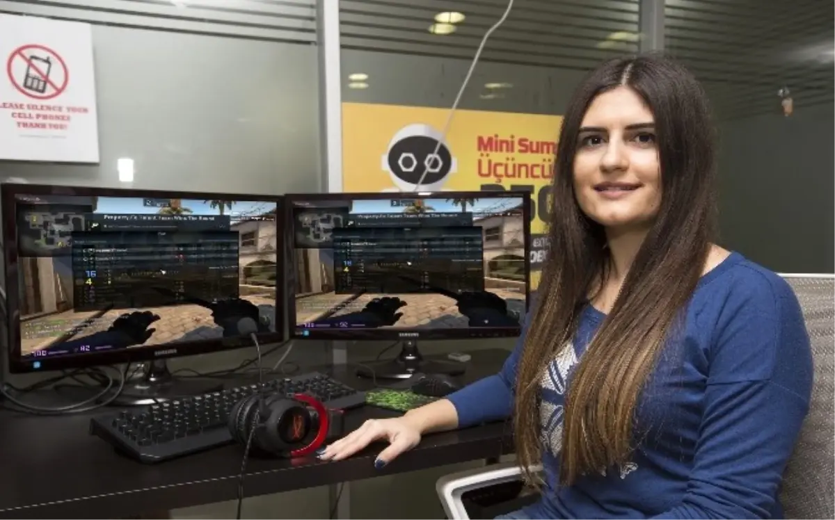 İzmirli Genç Kız E-sporda Türkiye'yi Temsil Ediyor