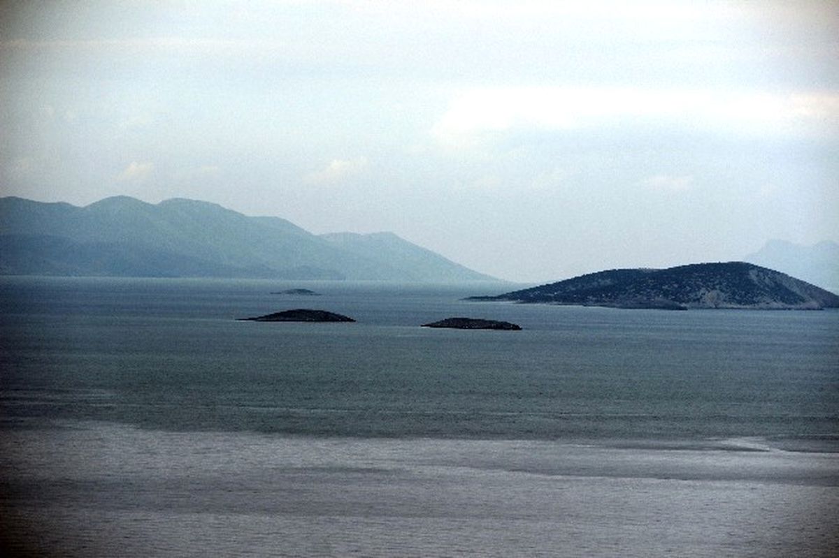 Kardak'ta Sessiz Bekleyiş! Yunanistan Bu Yıl Kayalıklara Uğramadı