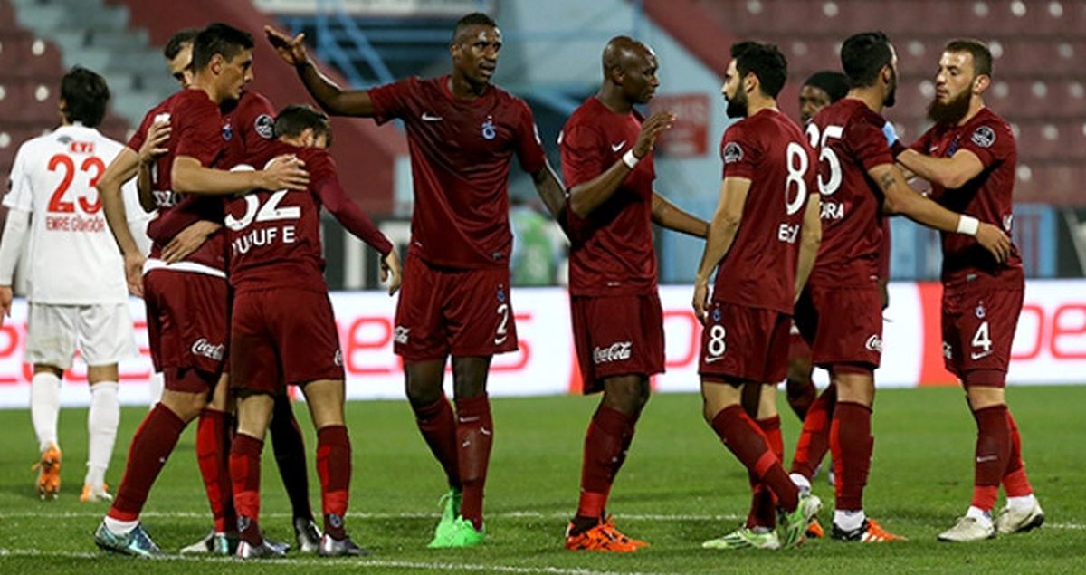 Trabzonspor, Akakpo'nun Sözleşmesini Feshettiğini Borsaya Bildirdi