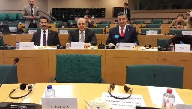 AK Parti'li Güvenç'ten Hdp'li Kürkçü'ye Tokat Gibi Cevap AK Parti'li Güvenç'ten Hdp'li Kürkçü'ye Tokat Gibi Cevap