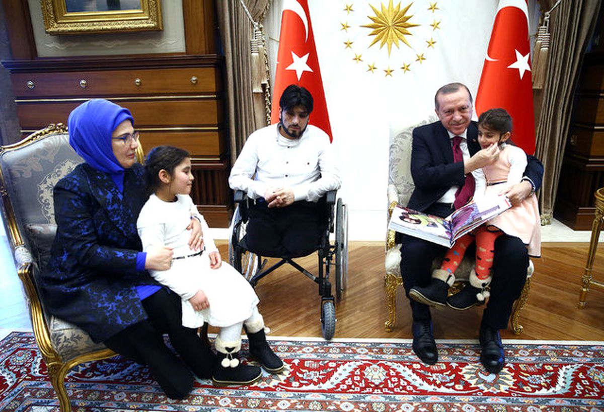 Babasına Gözlerini Vermek İsteyen Suriyeli Gözyaşı, Erdoğan'ın Misafiri Oldu