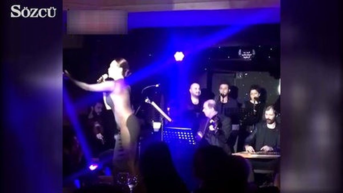Hülya Avşar'ın Transparan Cesareti