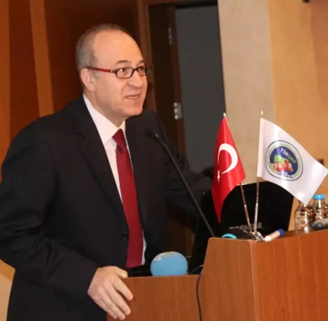 Tirdef Tirebolulu Akademisyenleri Bir Araya Getirdi Tirdef Tirebolulu Akademisyenleri Bir Araya Getirdi
