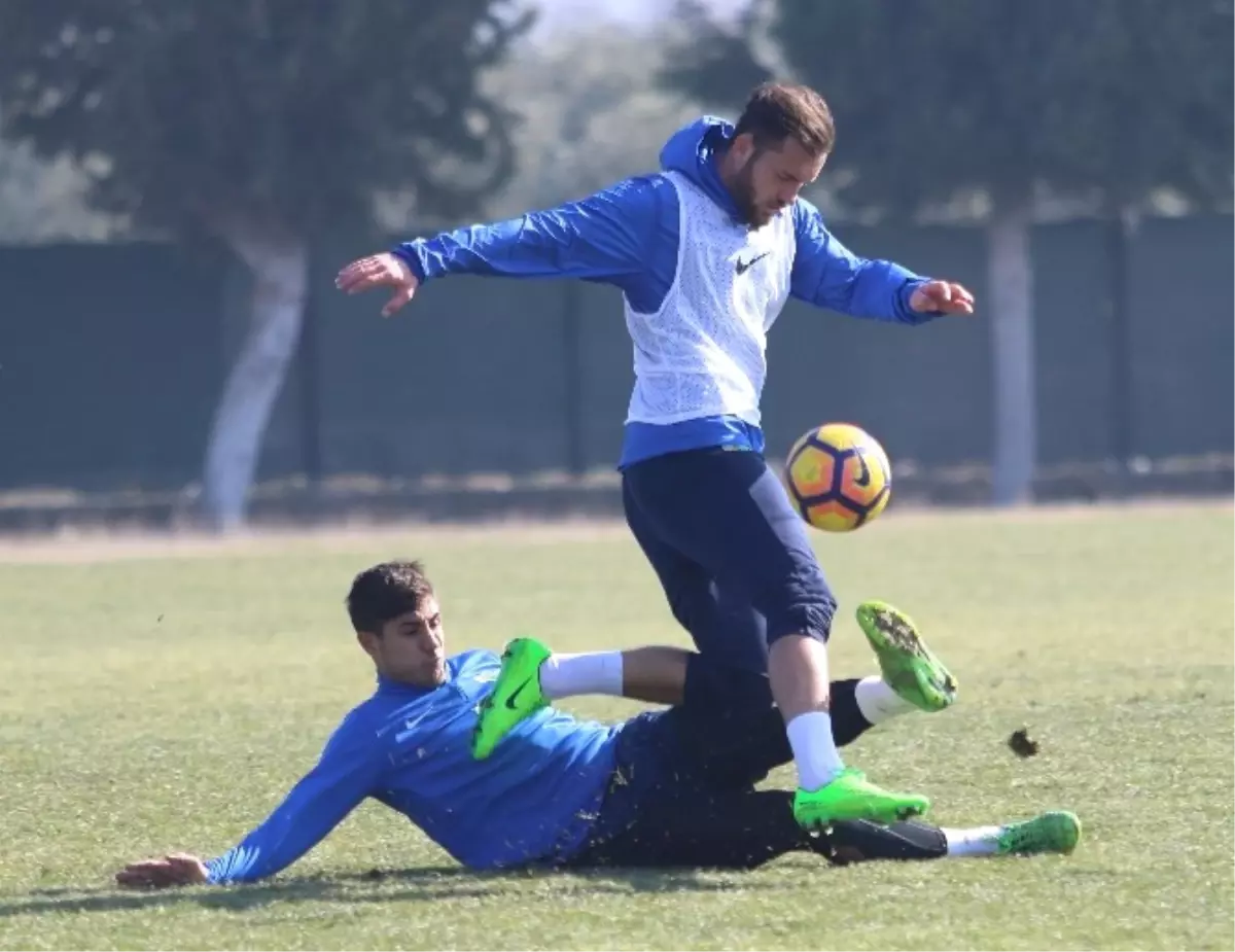 Akhisar Belediyespor, Gümüşhanespor'u Konuk Edecek