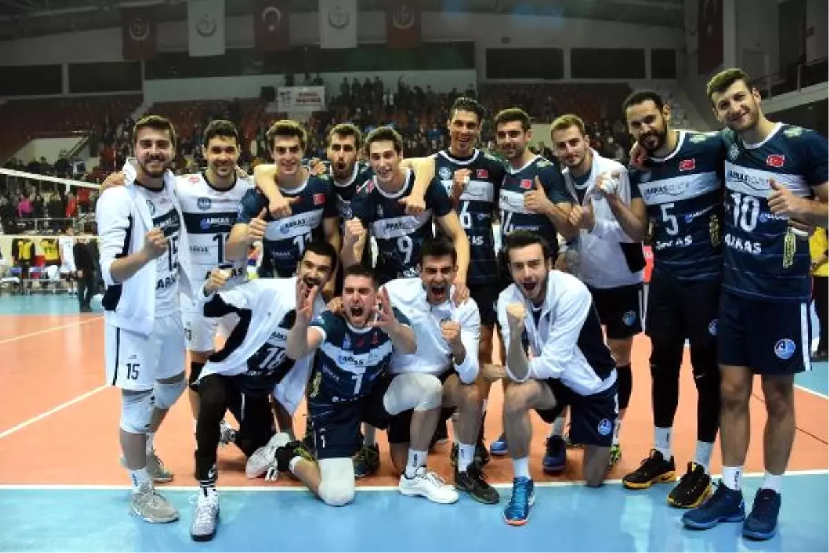 Arkasspor Play Off'a Yakın
