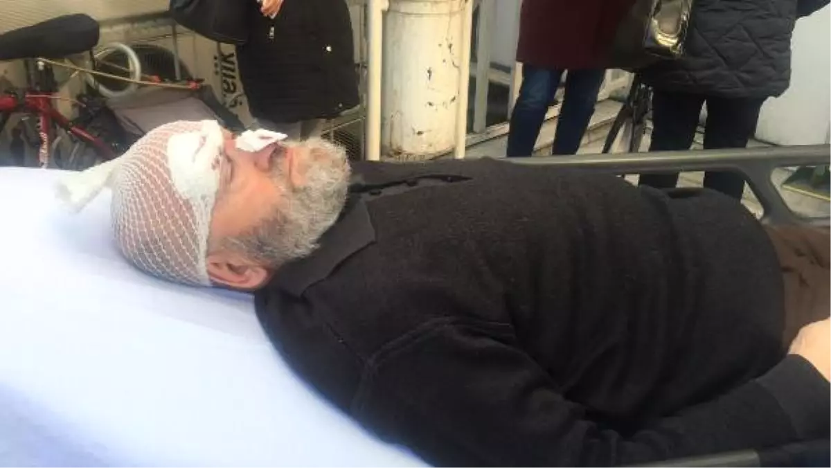 Çarptığı Yaşlı Adama Müdahale Edilirken Kaçtı