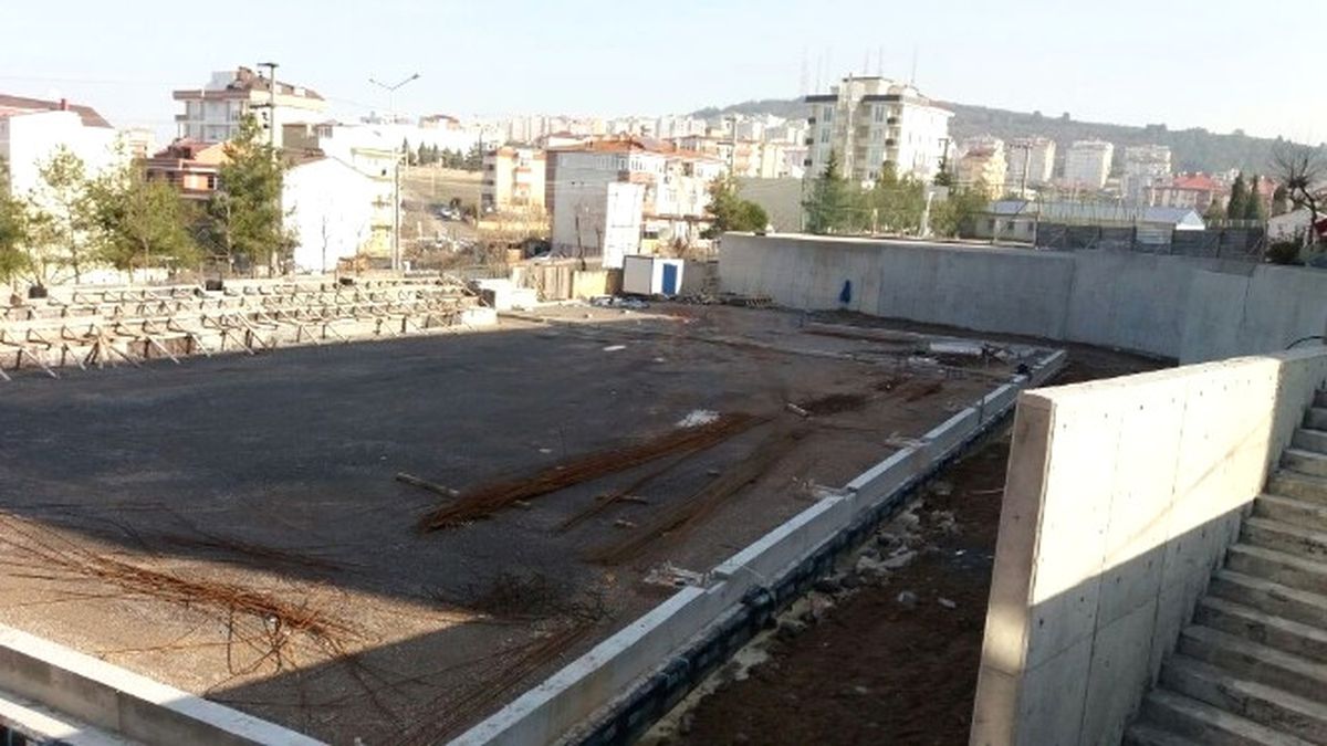 Çayırova'ya Tam Donanımlı Spor Salonu