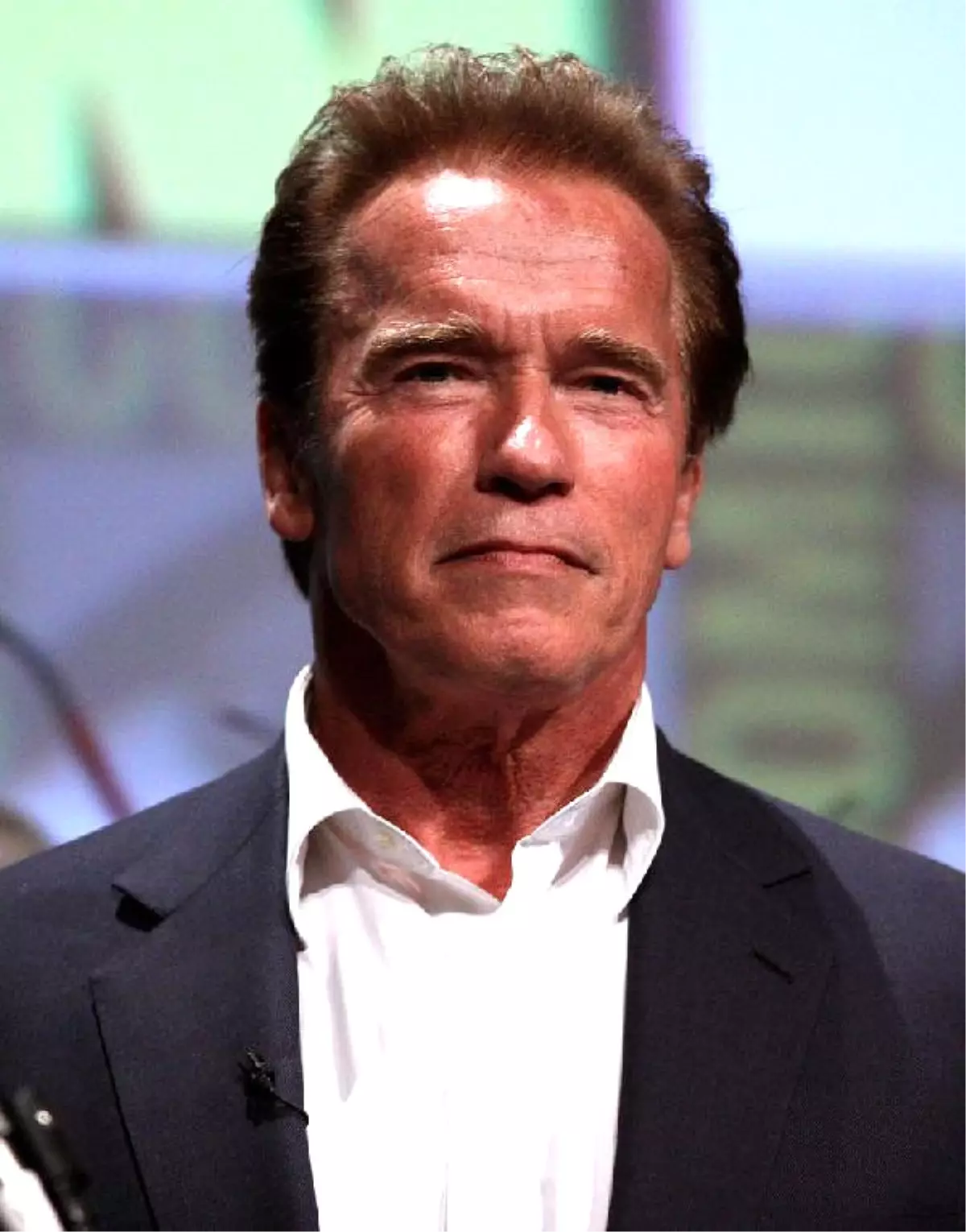 Schwarzenegger'dan Trump'a: İşini Bana Devret; İnsanlar Rahat Uyuyabilsin
