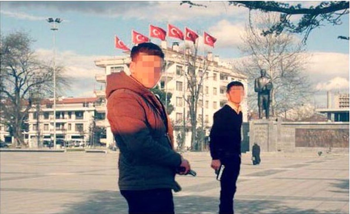 Sosyal Medyayı Ayağa Kaldıran 'Silahlı' Referandum Paylaşımı