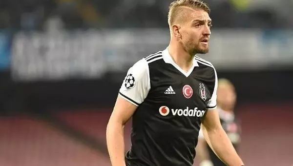 Caner Erkin, Asena Atalay'a Savaş Açtı Caner Erkin, Asena Atalay'a Savaş Açtı