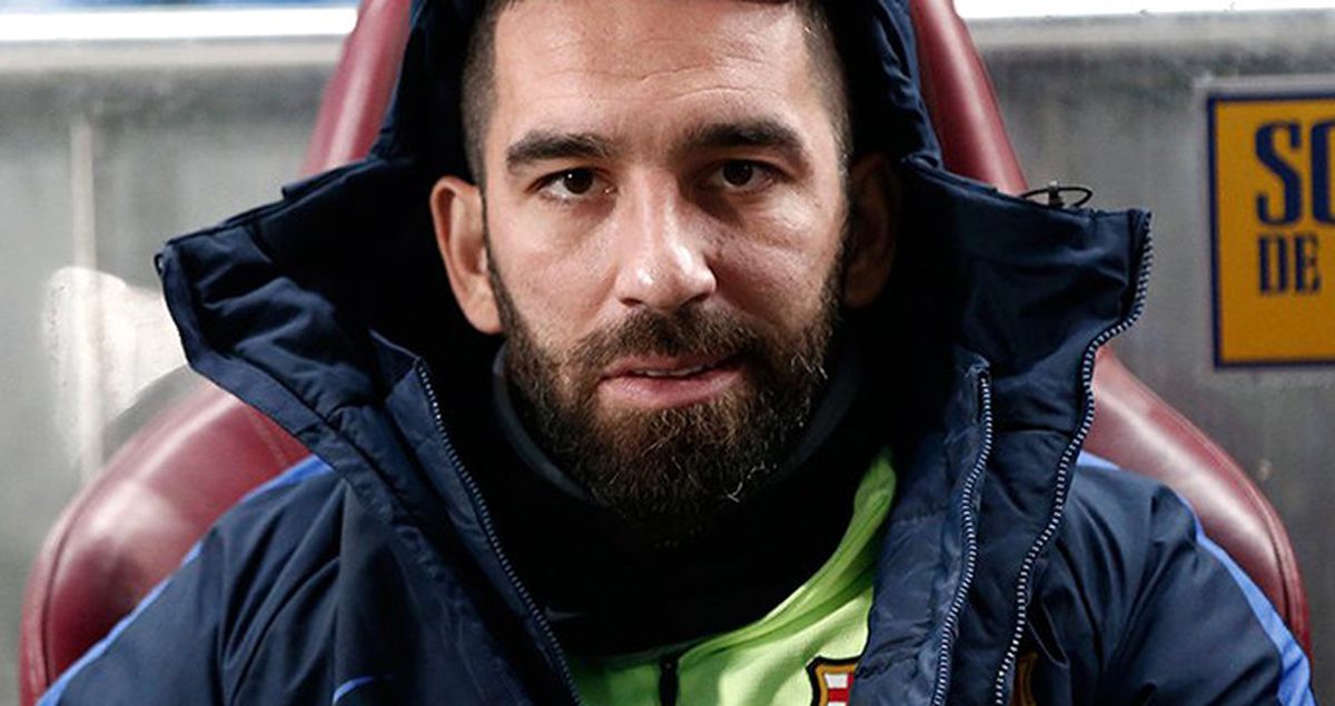 Çinliler, Arda Turan'ın 125 Milyon Euro'luk Serbest Kalma Bedelini Ödemeyi Planlıyor