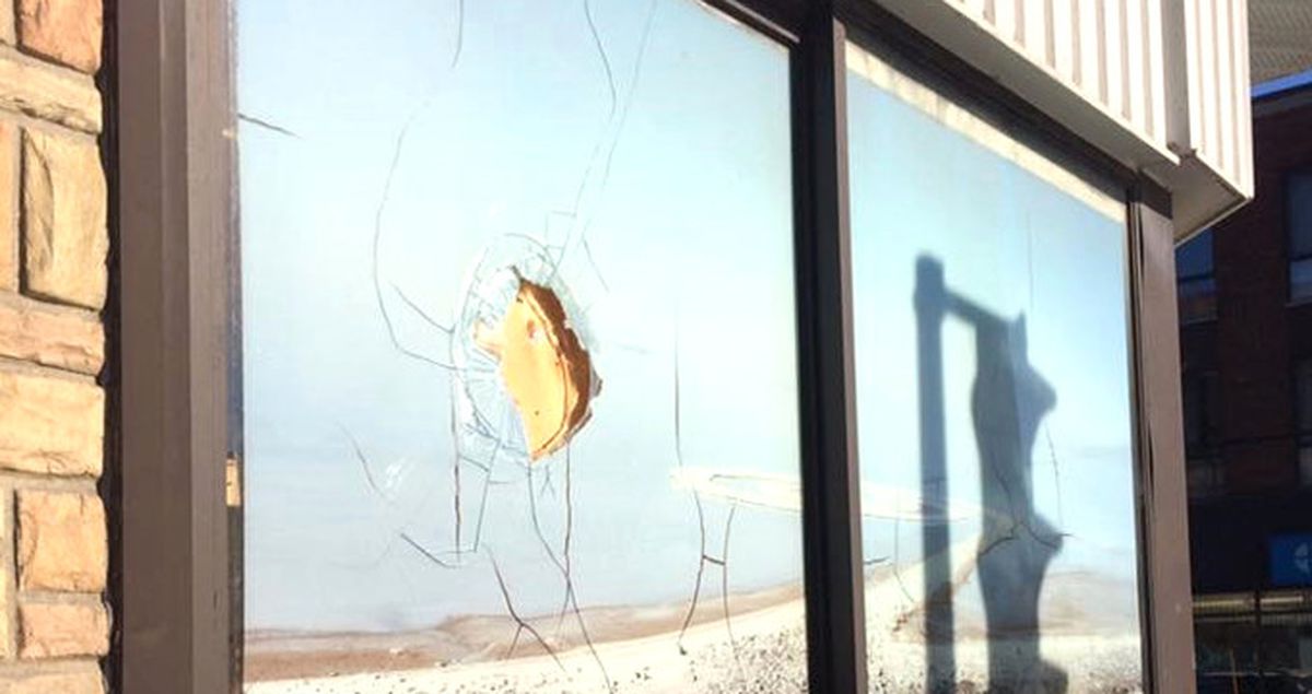 Kanada'da Yine Cami Saldırısı: Camları Taşlayan Saldırganlar Kaçtı