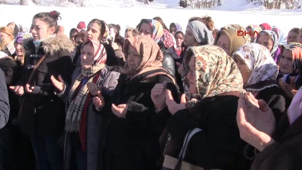 Tokat - Eşi Tarafından Öldürülen Sinem Metin Şahin Tokat'ta Toprağa Verildi