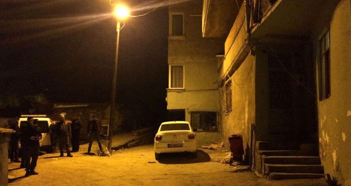 İşten Eve Dönen Genç Adam, Babasını Ölü Olarak Buldu