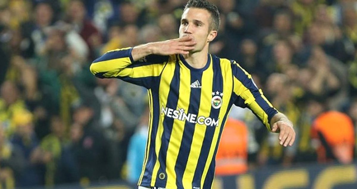 Robin Van Persie: Beşiktaş'tan Üstünüz, Onları Yenebiliriz