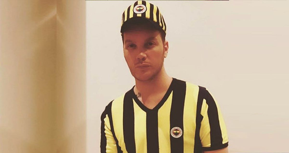 Sinan Akçıl'dan 'Lefter' Formalı Paylaşımla Takımına Destek