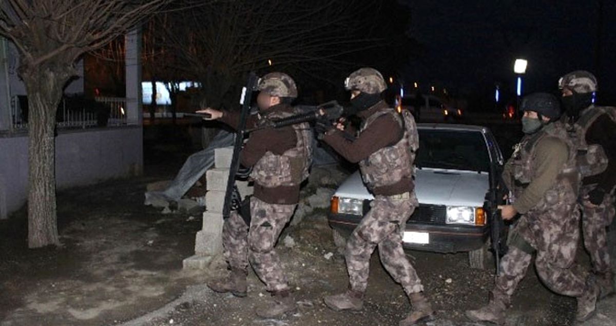 Yurtta Dev DEAŞ Operasyonu: 400'e Yakın Kişi Gözaltına Alındı