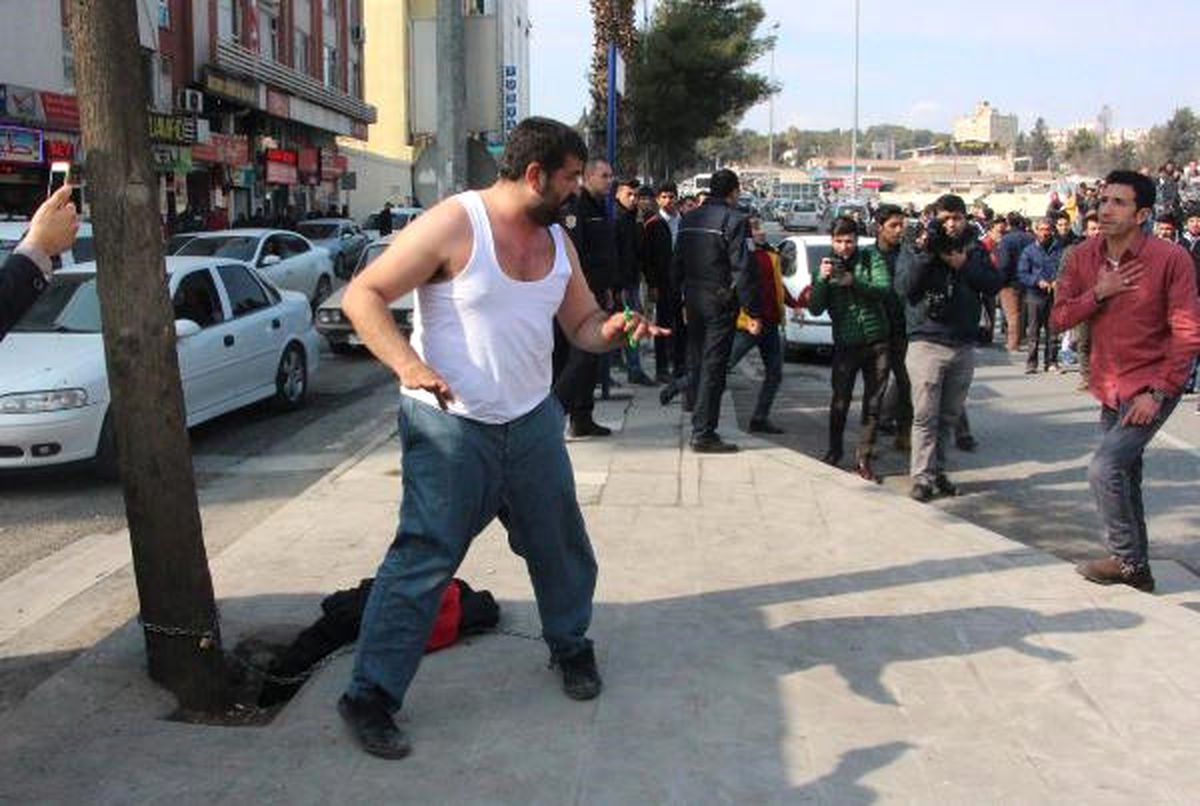 İntihara Kalkışan Seyyar Satıcı İlaçlı Suyla Bayıltıldı