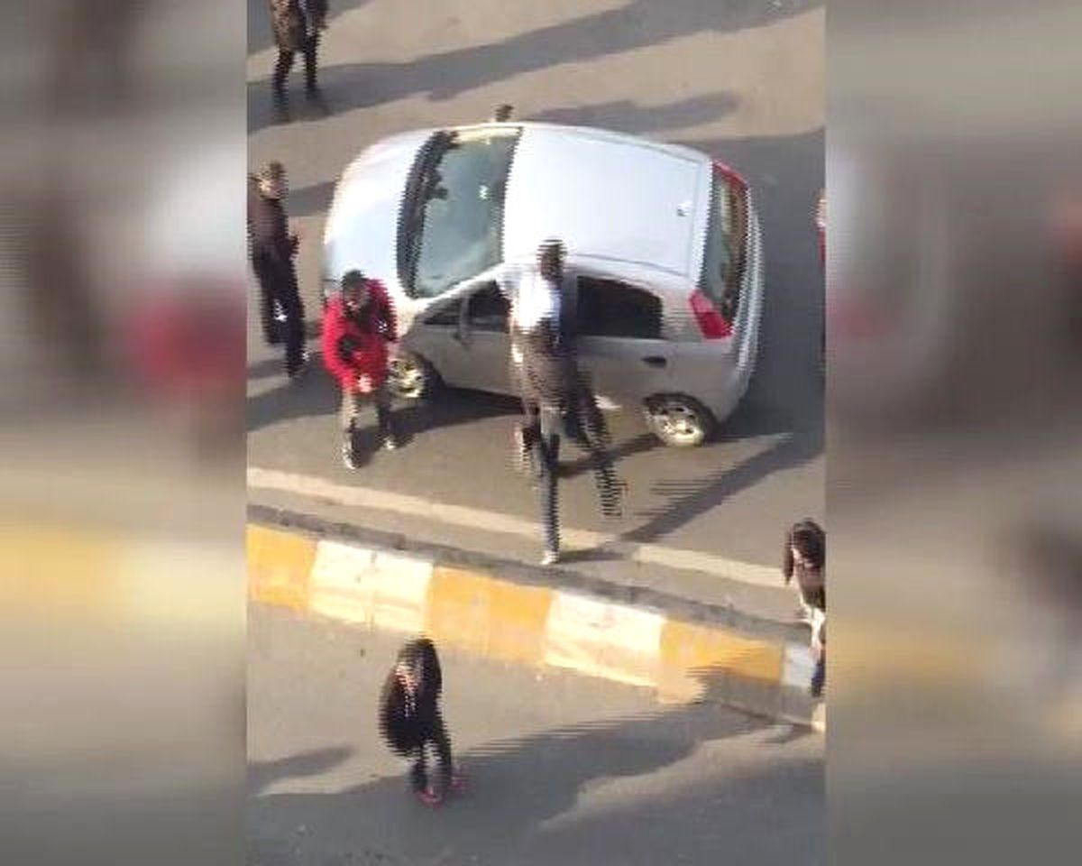 Taksim'de Bıçaklı Kavga: 1 Kişi Yaralandı
