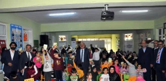 Akşehir Belediyesi'nden Öğrencilere 25 Bin 200 Kitap
