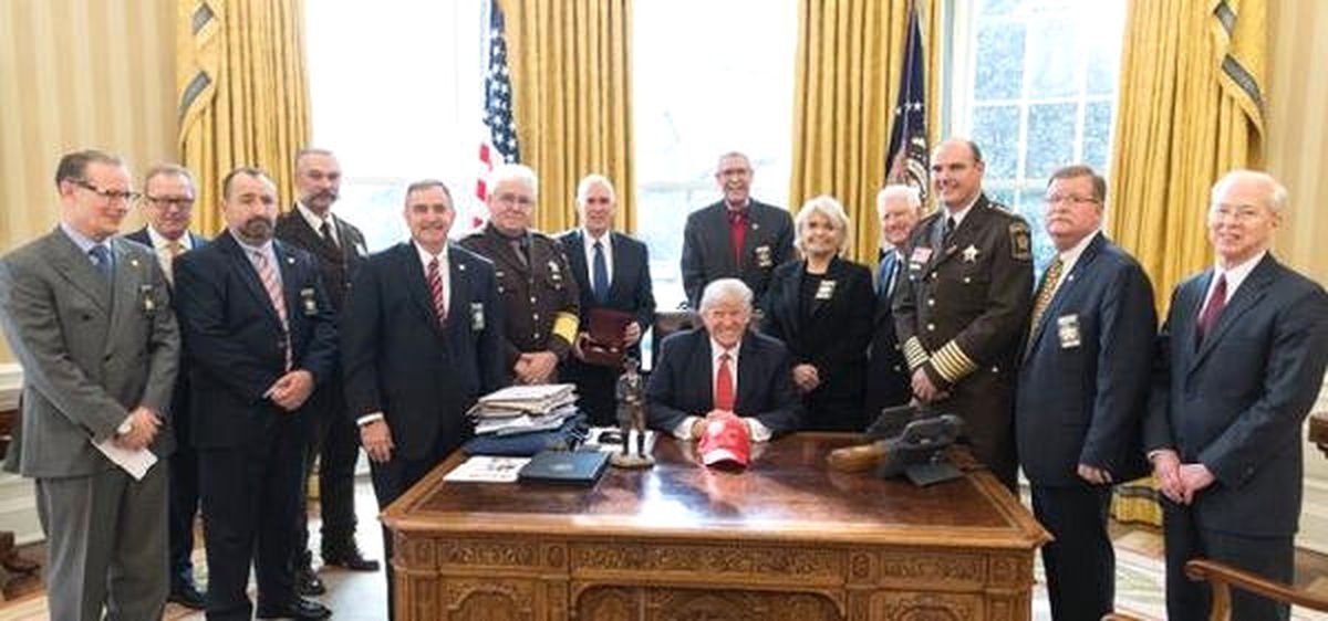 Donald Trump 12 Şerifi Beyaz Saray'da Ağırladı