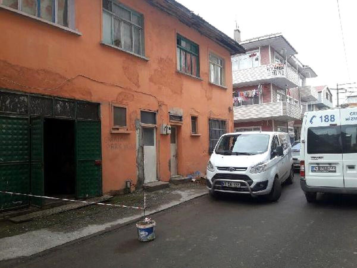 Evden Kokular Gelince Öldüğü Anlaşıldı