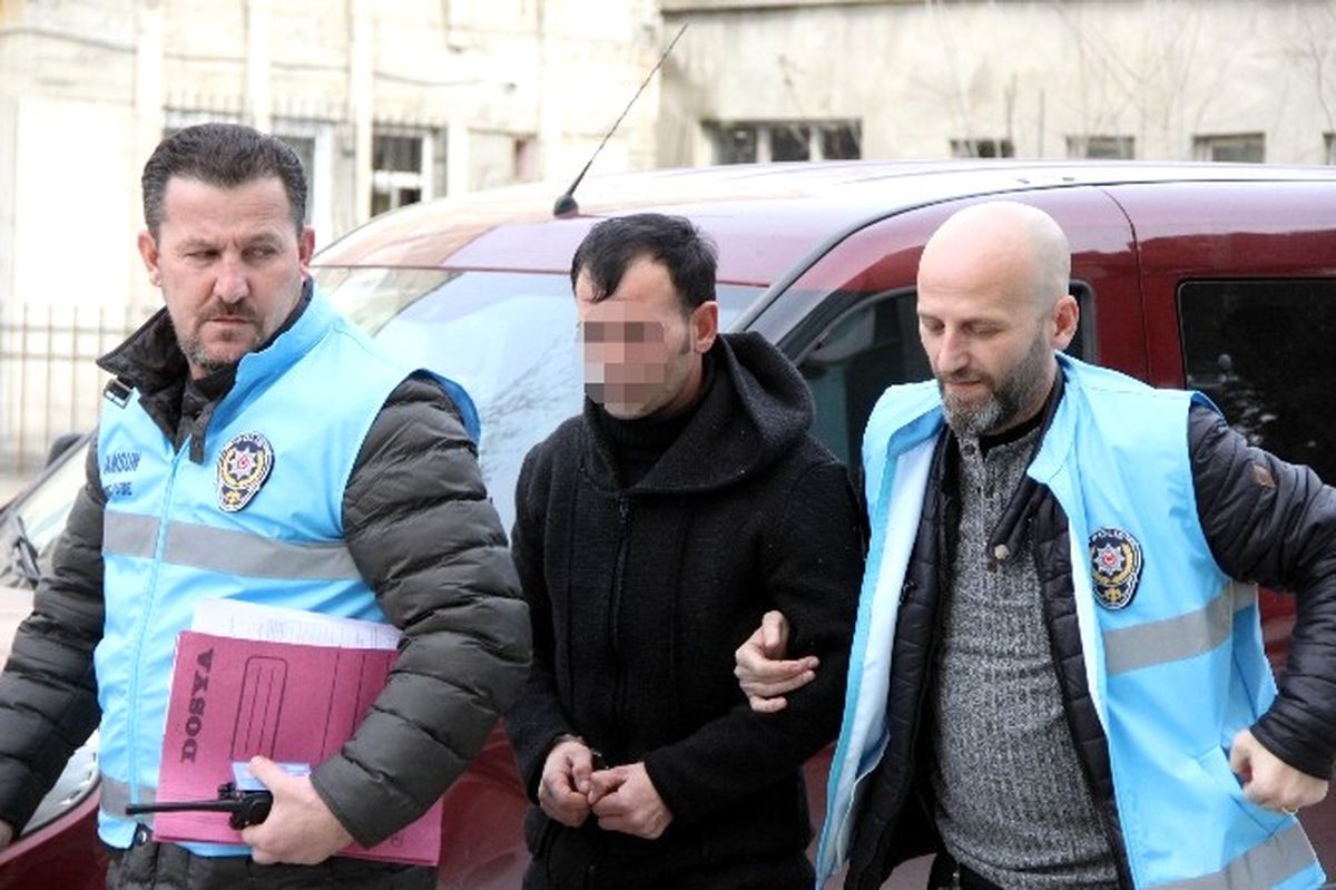 Sevgilisi Tarafından 9 Yerinden Bıçaklanan Kadın Kanlar İçinde Bulundu