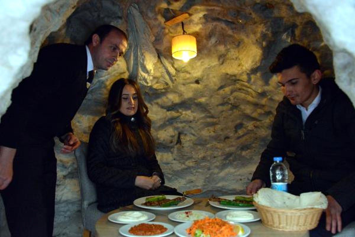 İgloda Cağ Kebap ve Kadayıf Keyfi