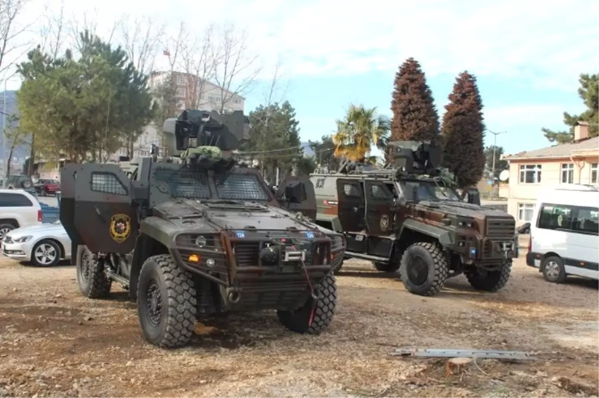 Kobra 2 plus. Otokar Cobra 2. Бронемашина Otokar-Cobra 2. Otokar Cobra II 4x4. Otokar Cobra 2 MRAP.