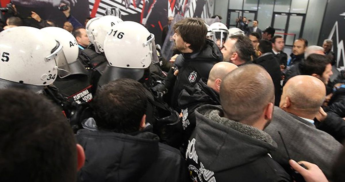 Beşiktaşlı Tolga Zengin, Fenerbahçelilere 'Şikeciler' Diye Bağırdı