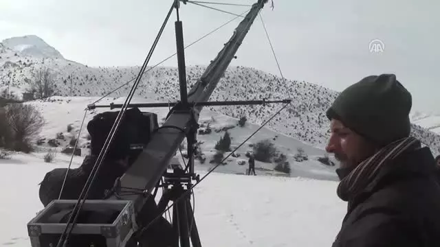 Beyaz Hüzün' Filminin Çekimleri Devam Ediyor Beyaz Hüzün' Filminin Çekimleri Devam Ediyor