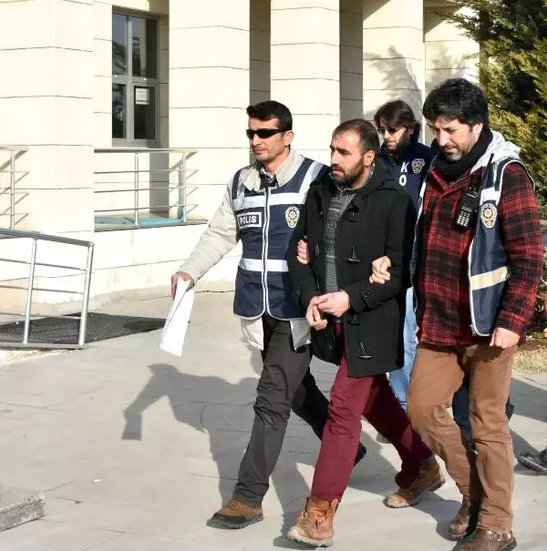 Konya'da 1 Kişinin Öldüğü Silahlı Çatışma ile İlgili 1 Tutuklama Konya'da 1 Kişinin Öldüğü Silahlı Çatışma ile İlgili 1 Tutuklama