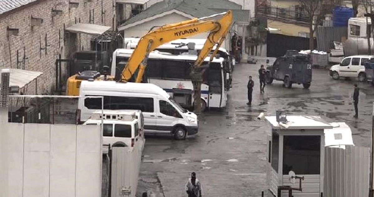 Taksim Camisi İçin İlk Kepçe Vuruldu
