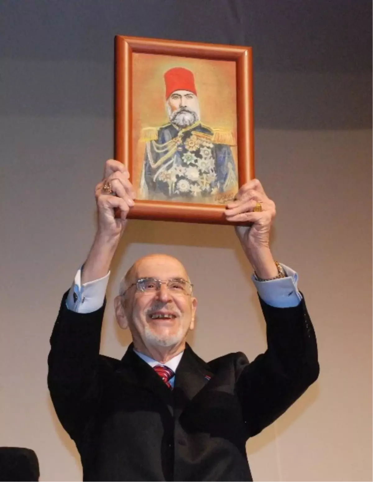 Iı. Abdülhamit ve Gazi Osman Paşa�nın Torunu Bülent Osman Vefat Etti