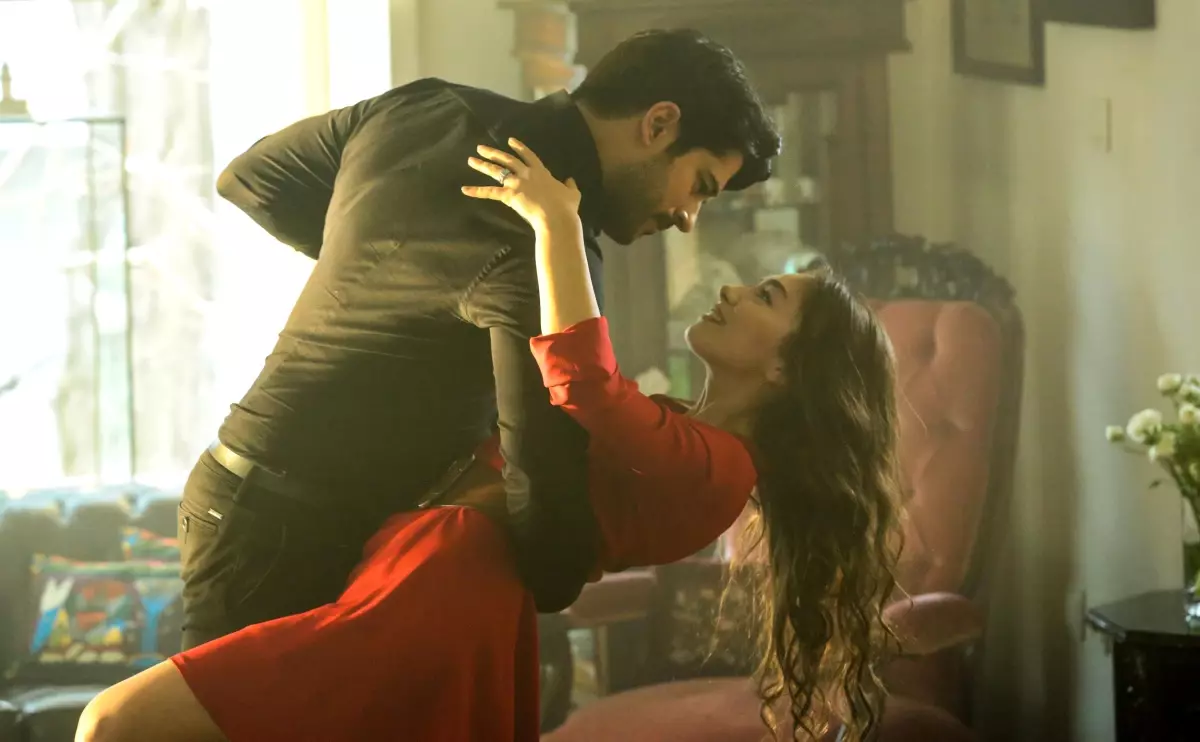 Kara Sevda'dan Bir İlk!