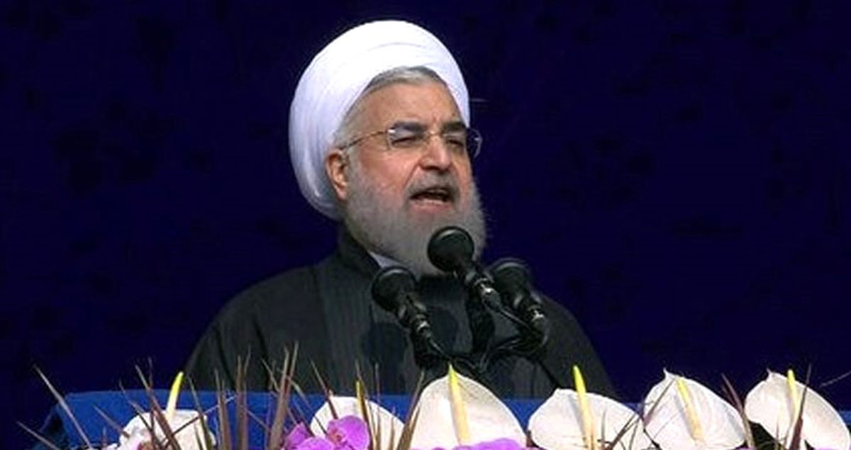 Ruhani, İran İslam Devrimi'nin 38. Yıl Dönümünde Trump'a Yüklendi