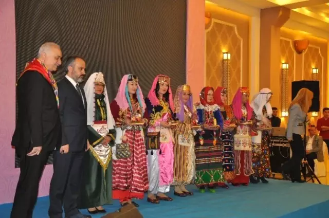 Türkiye'nin Bacıbeylerine Ödül Türkiye'nin Bacıbeylerine Ödül