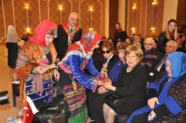 Türkiye'nin Bacıbeylerine Ödül Türkiye'nin Bacıbeylerine Ödül