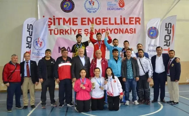 İşitme Engelliler Masa Tenisi Türkiye Şampiyonası Sona Erdi