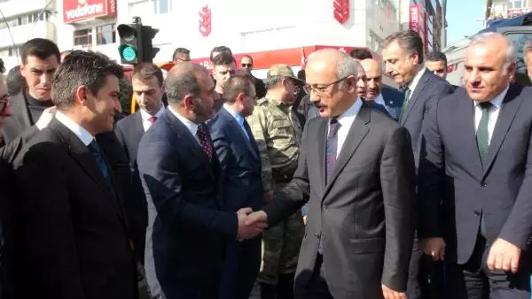 Kalkınma Bakanı Elvan: Biz Büyümeye Devam Ediyoruz Kalkınma Bakanı Elvan: Biz Büyümeye Devam Ediyoruz