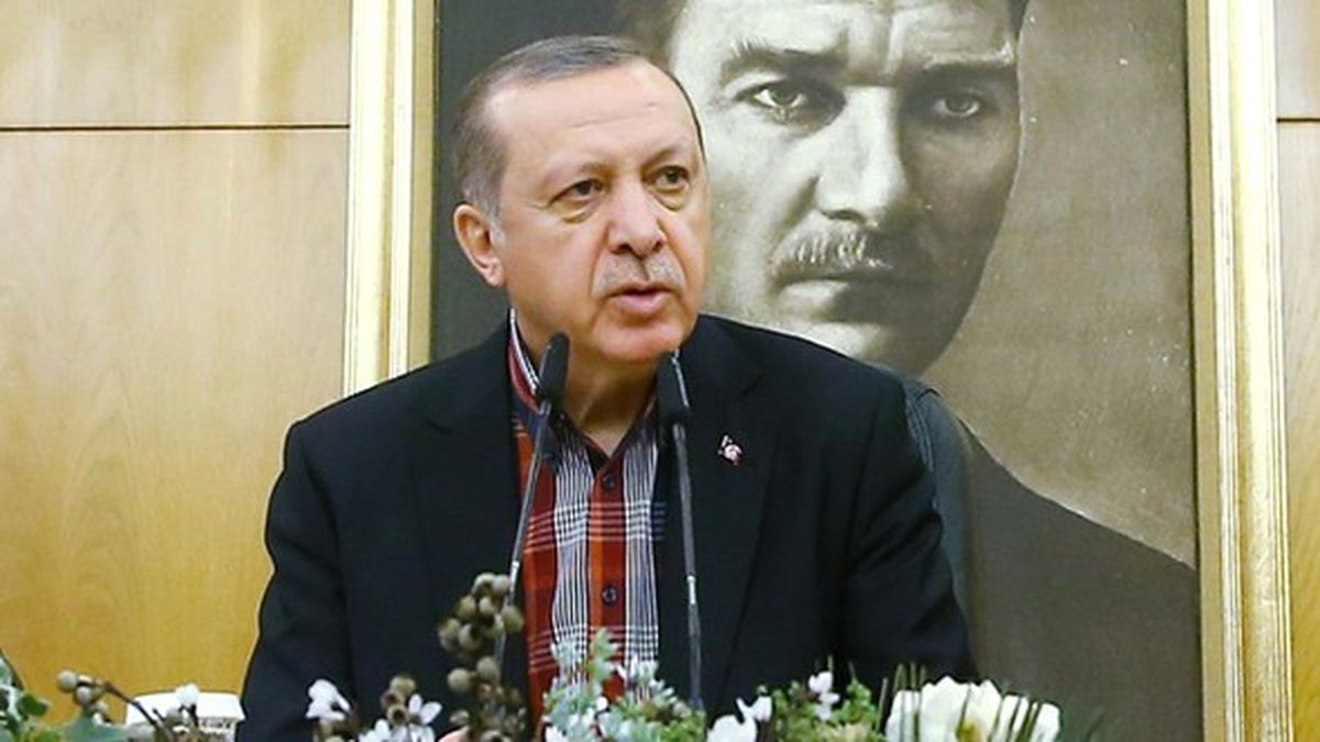Erdoğan'dan Anket Sorularına Cevap: Sağlıklı Anketler Gelmiyor