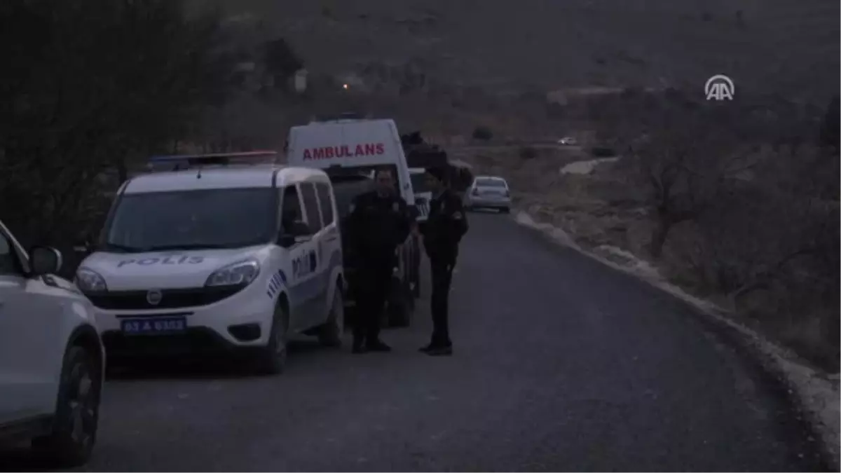 Firari Hükümlü Eşi ve Çocuklarını Rehin Tutmaya Devam Ediyor