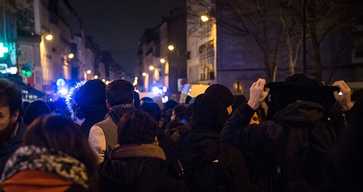 Pariste Copla Cinsel Saldırı Protestolarında 2 Gence 6 Ay Hapis Verildi