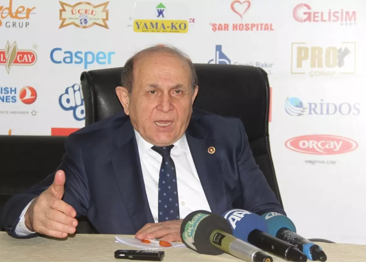Burhan Kuzu'dan Müjdat Gezen'e Sert Sözler