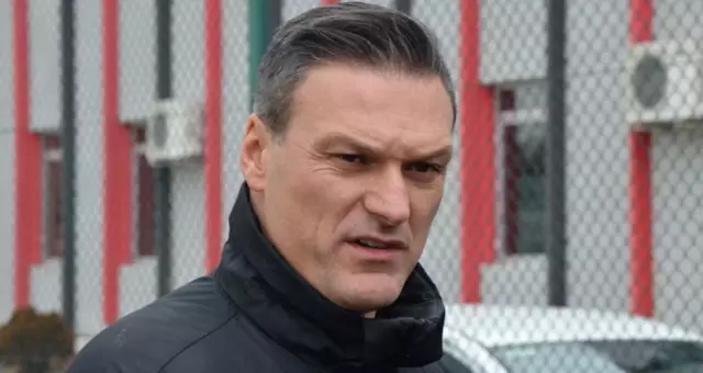 Eskişehirspor, Alpay Özalan'ın Yerine Mehmet Özdilek'le Anlaştı