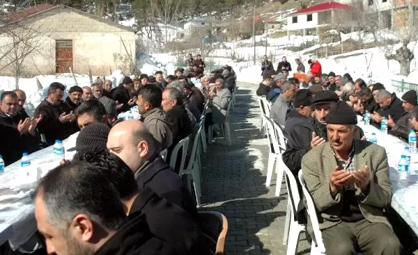 Şehit Topal İçin Mevlit Okutuldu Şehit Topal İçin Mevlit Okutuldu