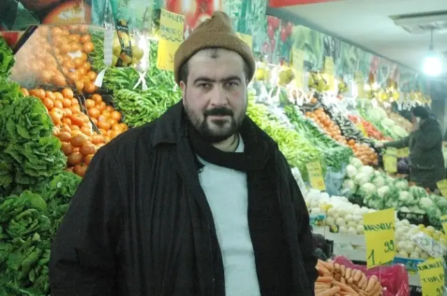 Van'da Sebze Meyve Fiyatları Cep Yakıyor
